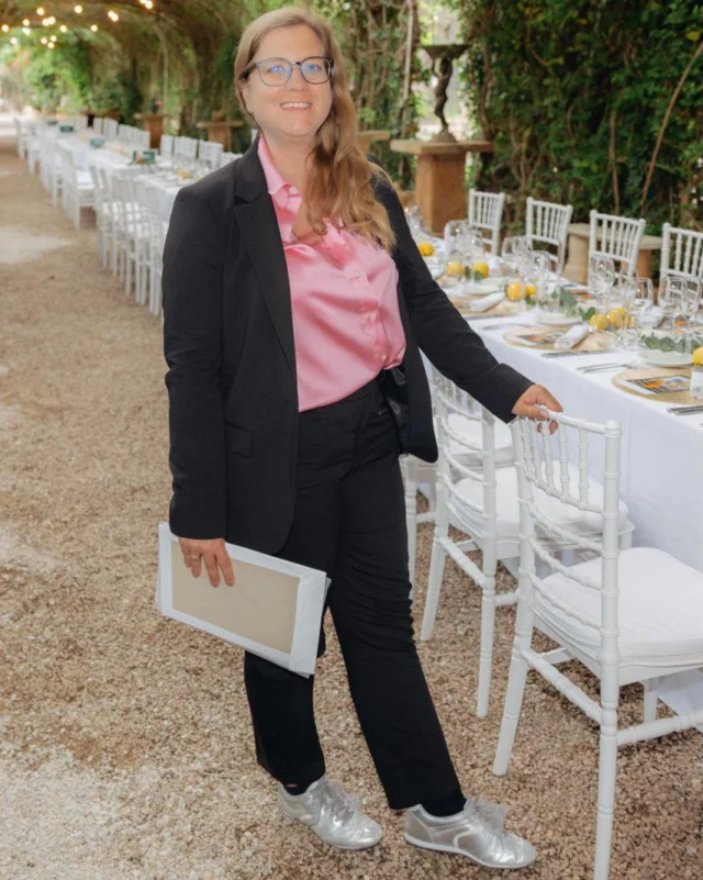 This group was looking for a special dinner outside the hotel – and from #BolitaEvents we curated an unforgettable evening in one of Mallorca’s most atmospheric locations 📍  From the setting to the last detail, everything was carefully arranged so they could simply enjoy 🍽️  An extra highlight: sharing the evening with honorary guest Giovanni di Lorenzo 🙌🏽  #bolitaevents #micemallorca #mediterraneanmeetings #eventsmallorca #mallorcaevents #eventagentur #businessdinnermallorca #companyeventsmallorca