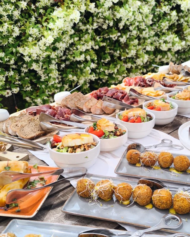 Ever thought about booking an entire hotel just for your group?
At #BolitaEvents, we make it possible – like in this case at the stunning @zoetrymallorca.  A full hotel buyout means you and your guests enjoy the whole property exclusively: no other guests, full privacy, and complete freedom to shape the atmosphere, timing and experience to your needs.  Perfect for multi-day events, retreats or incentive trips with impact.  Want to know more?
Let’s create something unforgettable together.
📩 m.wevers@bolita-events.com  #bolitaevents #micemallorca #zoetrymallorca #exclusiveevent #mallorcaevents #buyouthotel #eventagentur #corporateevents #eventmanagementmallorca